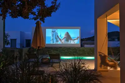 Image de Luxury Scarlet beachfront Villa with heated pool, Molos, Paros