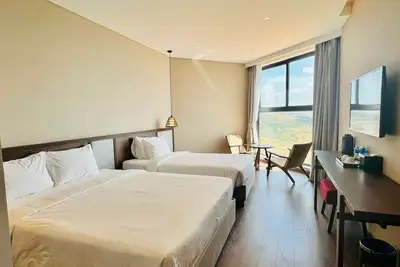 Image de 5-star hotel and resort with exceptional beach view