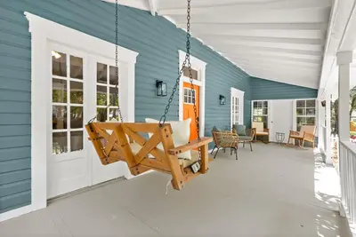 Image de Amazing 4Br w\/Lg Backyard, Self CheckIn, King Beds & 2 Car Garage