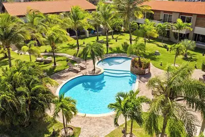 Image de Stylish 3br Condo, 1 Min to Eagle Beach, Pool, Gym, Bbq & Mini Market 1 Min Away
