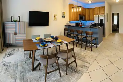 Image de Lovely townhouse with parking on the Gulf Coast