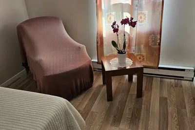 Image de Appartement cosy au 1er étage, dans une maison particulière, en centre ville!