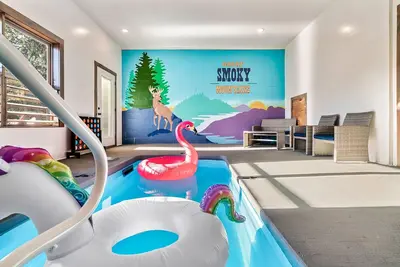 Image de 10% Off! Heated Pool, Pets, Kids Arcades, Foosball, Basketball, Hammock, Flat Roads