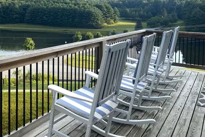 Image de Little Beau - A Blueridge Parkway Retreat