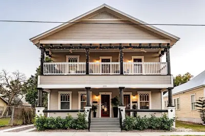Image de Luxury 5br Ybor City Duplex Near 7th