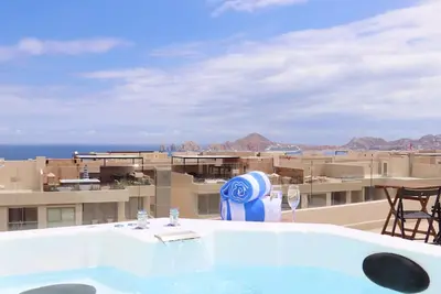Image de Penthouse, Rooftop Jacuzzi, Amazing Arch Views, Close to Medano Beach and Costco