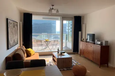 Image de Danube bank, city center, parking, 24/7 intelligent access