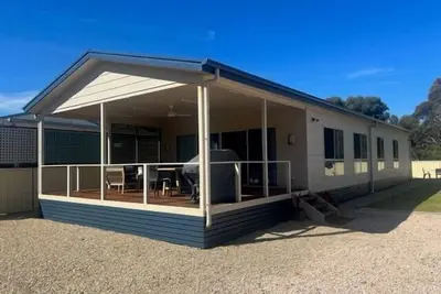 Image de Royston Retreat- Lovely 4 bedroom holiday home - Off Peak special!