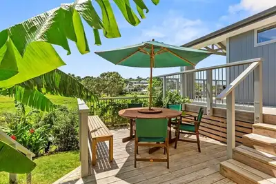 Image de Pineapple Palace Studio: tranquil, tropical, quiet, walk to town