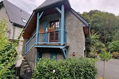 Image de La Gloriette, gite Viscos une maison pour se retrouver en famille Ă Geu