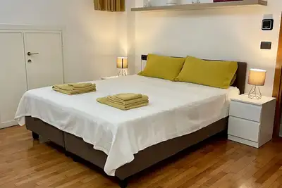 Image de Cosy studio apartment with garden and parking spot, close to Airport and Venice
