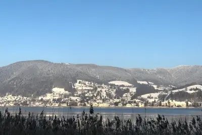Image de Lakeside Villa with Guest House at the northern edge of the Bavarian Alps. \n