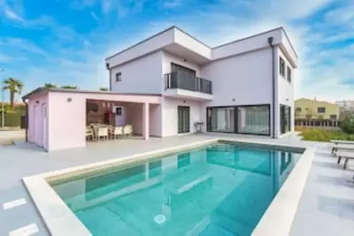 Image de Modern Villa Jacky with pool in Poreč
