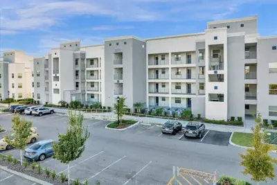 Image de 3 Bedrooms/ 2 Bathrooms/ Storey Lake (3111-101pc)