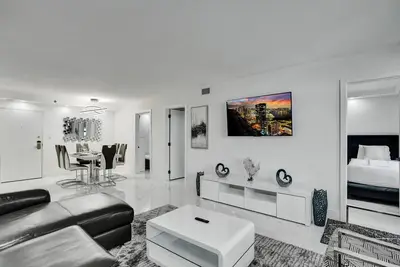 Image de Cozy Ocean View Condo / Beach Service & Pool /808