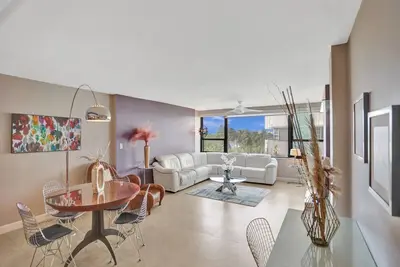 Image de Ocean View Condo / Beach Service & Pool / 618