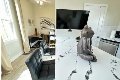 Image de Modern New Orleans Tiny Home Casita! Hidden Gem!
