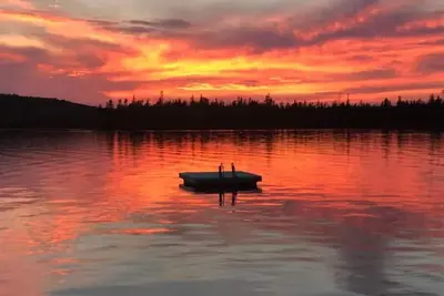 Image de Walloon Lake 6 bdrm Walloon Lake Waterfront Home! Kayaks, Canoe and Boat Docking