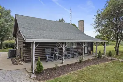 Image de Cozy Cabin Madison Indiana