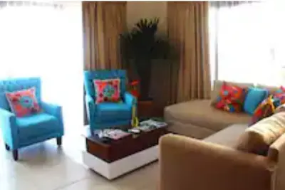 Image de Cozy Condo with Rooftop Infinity Pool
