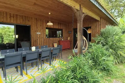 Image de Villa L'Océane piscine dans un écrin de verdure