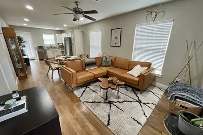 Image de Cute East Austin Bungalow