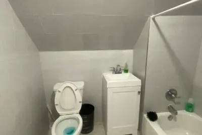 Image de Cozy 2 bedroom apt mins from Si ferry