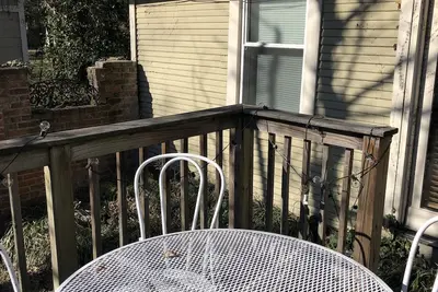 Image de Charming! ! ! \nA Midtown cottage in the center of it all!