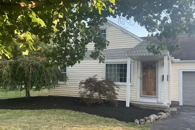 Image de Cape Cod on Broad, Stay in the Heart of Ashland