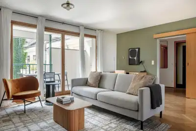 Image de Amazing Mariahilf 2br w/ Balcony, nr Bars & Shops, by Blueground