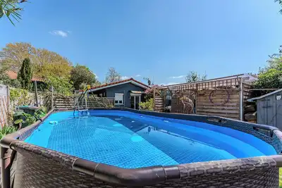 Image de Chalet \"Studio Bassin D'Arcachon\" avec piscine partagée, terrasse privée et Wi-Fi