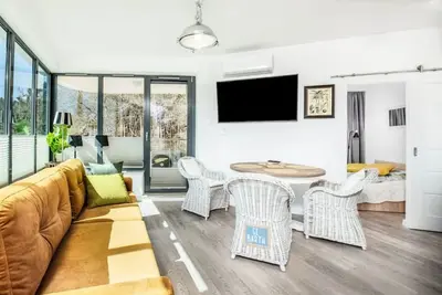 Image de 2Homerent | Beachside | Pool | Sea | Lake | Wifi