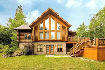 Image de Fiddler Lake Resort Deer 79 + Private Jacuzzi