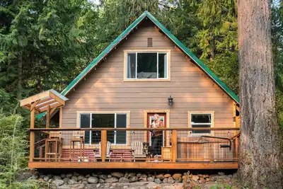 Image de Pnw River Cabin Summa