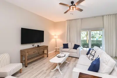 Image de Ground Floor Villa w/ Easy Lagoon Pool Access at The Palms of Destin! ☀🌊💚