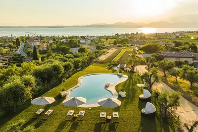 Image de Girasoli & Bouganville