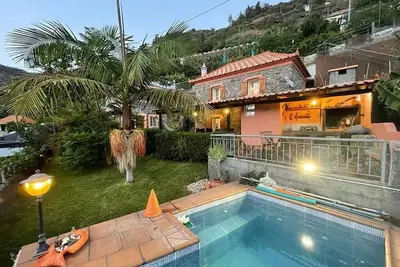 Image de Secluded cottage w pool, oceanside and mountain view, 3br, 3ba