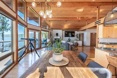 Image de Luxury Lakefront Cd’A Retreat  Private Dock