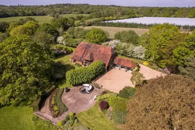 Image de Barn with Hot Tub & Grounds - New half term dates