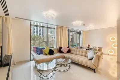 Image de Chic 2br Duplex, Huge Balcony High-End Furniture