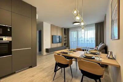 Image de 5 min of walk from the center, panoramic view, brand new apartment