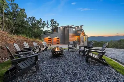Image de Dahlonega Estate - Modern Luxury Mountain Home