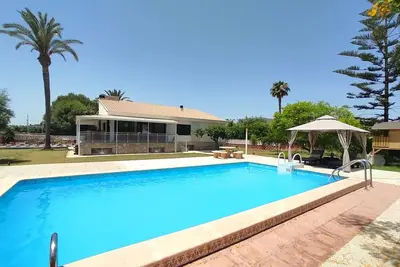 Image de Chalet with private pool, 700m Playa San Juan and Playa Muchavista