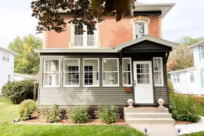Image de Old Reliable Historic Brick House\n