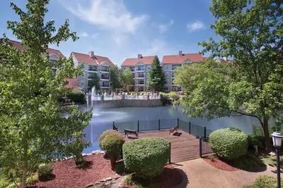 Image de 3 Bedroom Deluxe Condo, Sleeps 10, Kitchen, at Branson At The Meadows Resort!