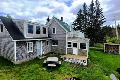 Image de 3br 2Bath Home in Brooklin The Rockbound House 1hr to Acadia National Park