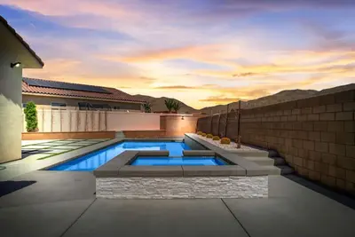 Image de Paradise Villa Palm Springs Deserthot Springs\nTake a break from reality