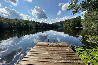 Image de Waterfront Cabin Remastered