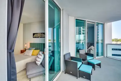 Image de Luxe Resort Condo - 2 Mi to Daytona Beach!