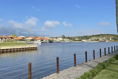 Image de Casa em BĂşzios, de Frente Para o Canal da Marina. Em um CondomĂnio Aconchegante!